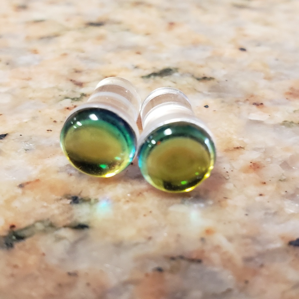 2g plastic plug
